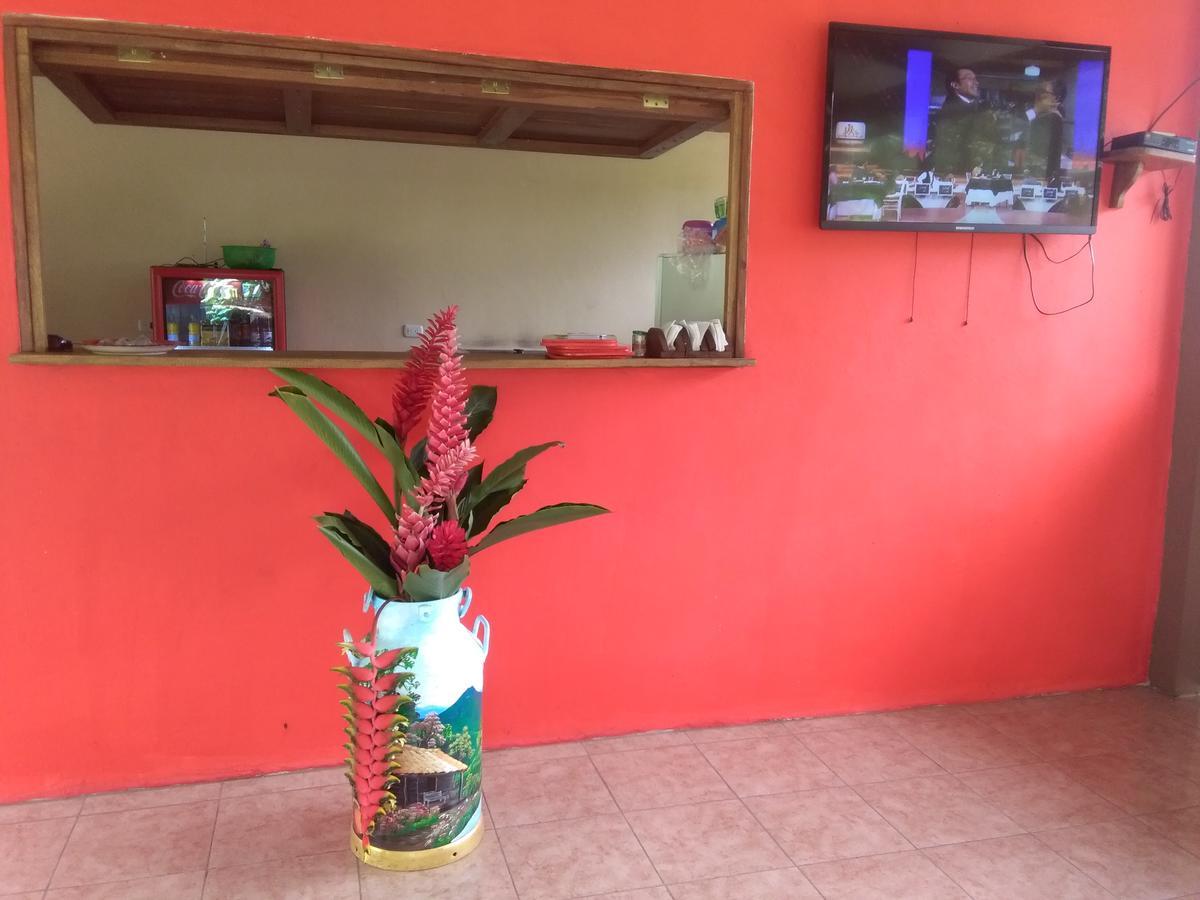 Paraiso Volcano Lodge Guayabo  Екстер'єр фото