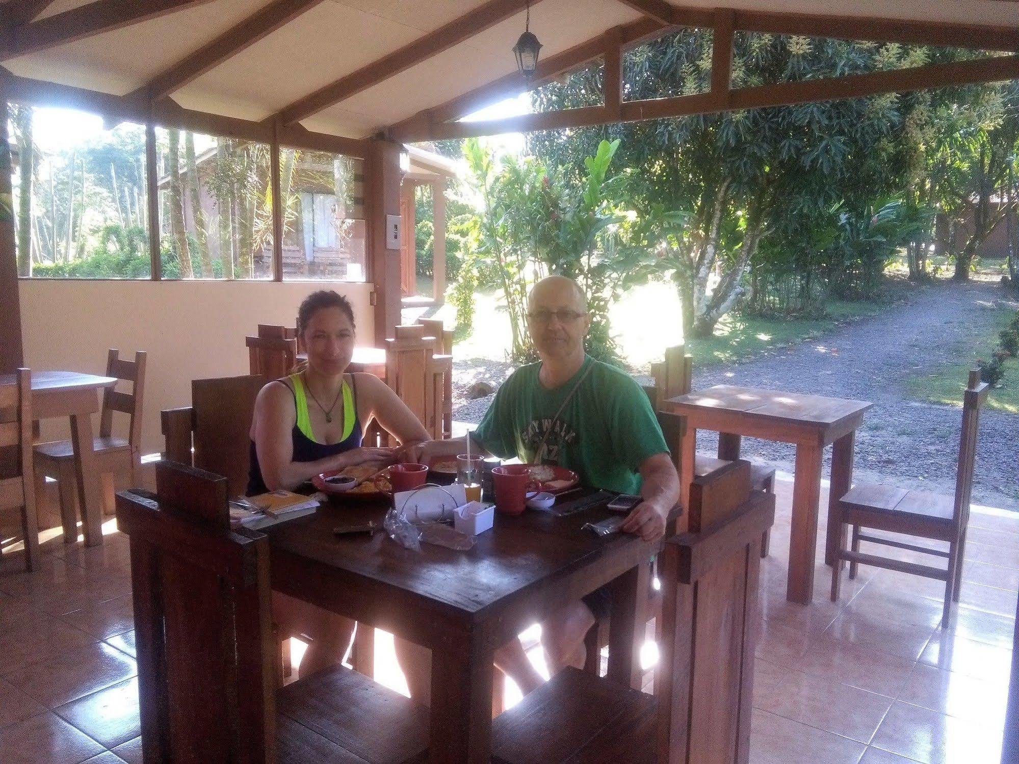 Paraiso Volcano Lodge Guayabo  Екстер'єр фото
