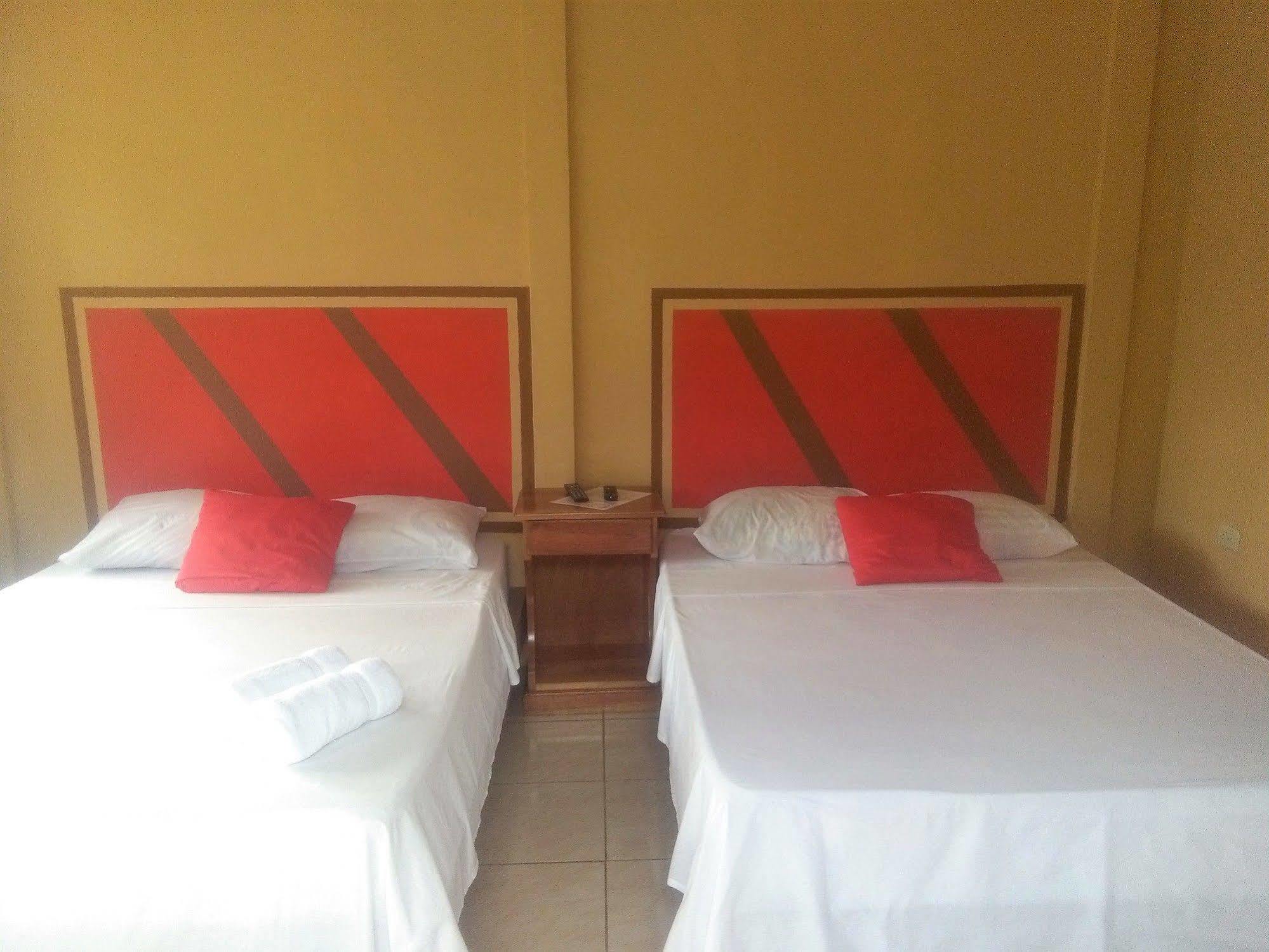 Paraiso Volcano Lodge Guayabo  Екстер'єр фото